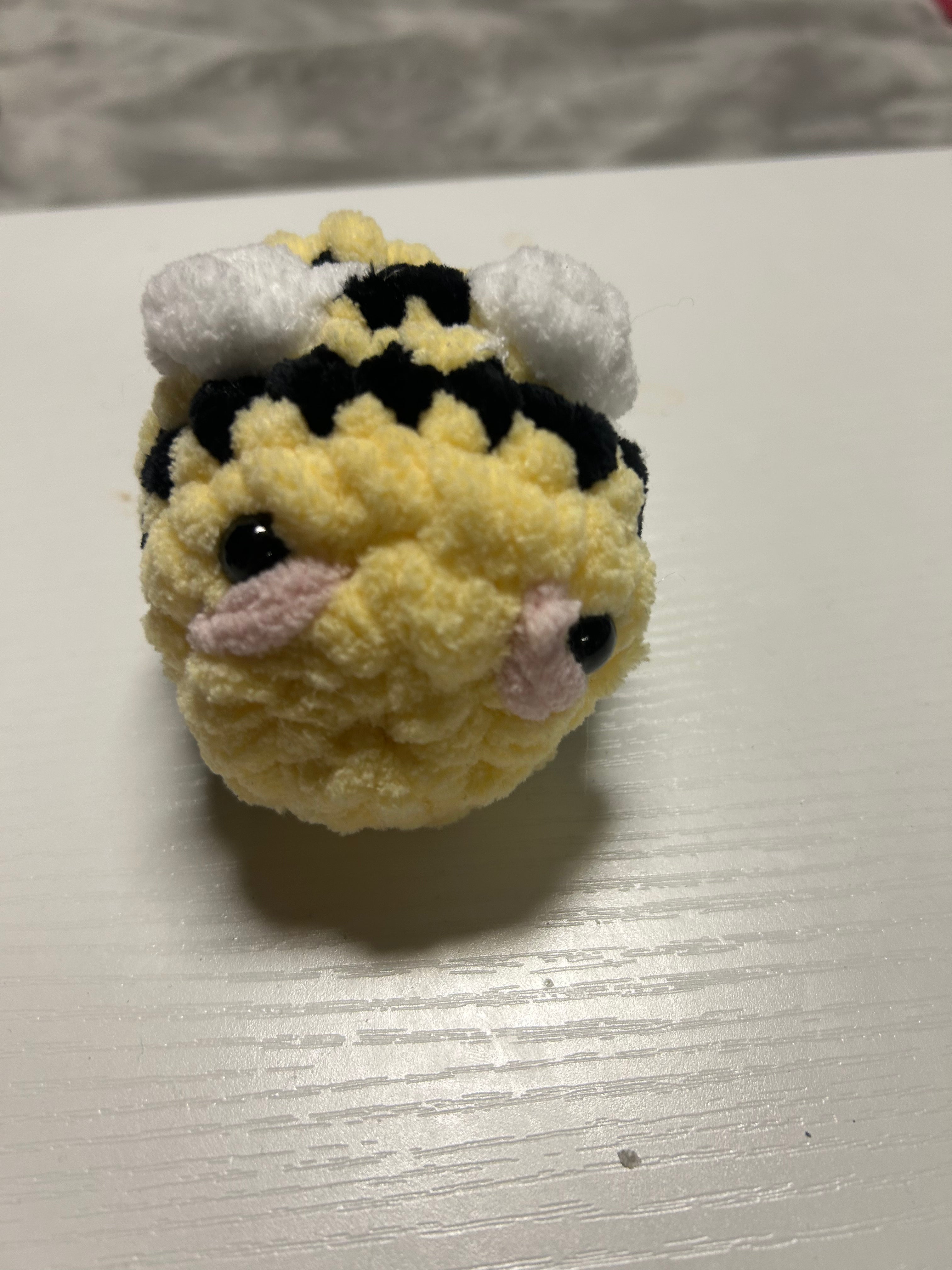 Mini bee
